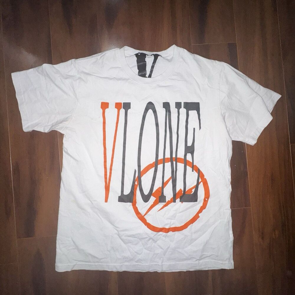 VLONE White Lightning Bolt Graphic Tee Size L Made in USA